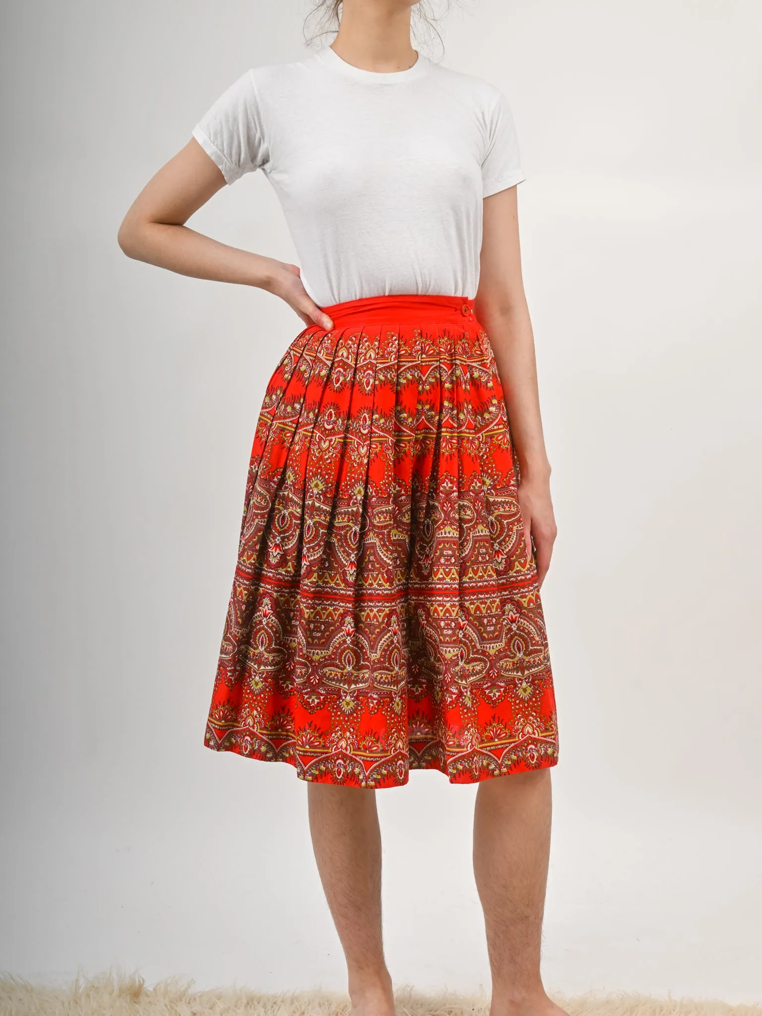 1950s Bright Red and Green Paisley Print Circle Skirt