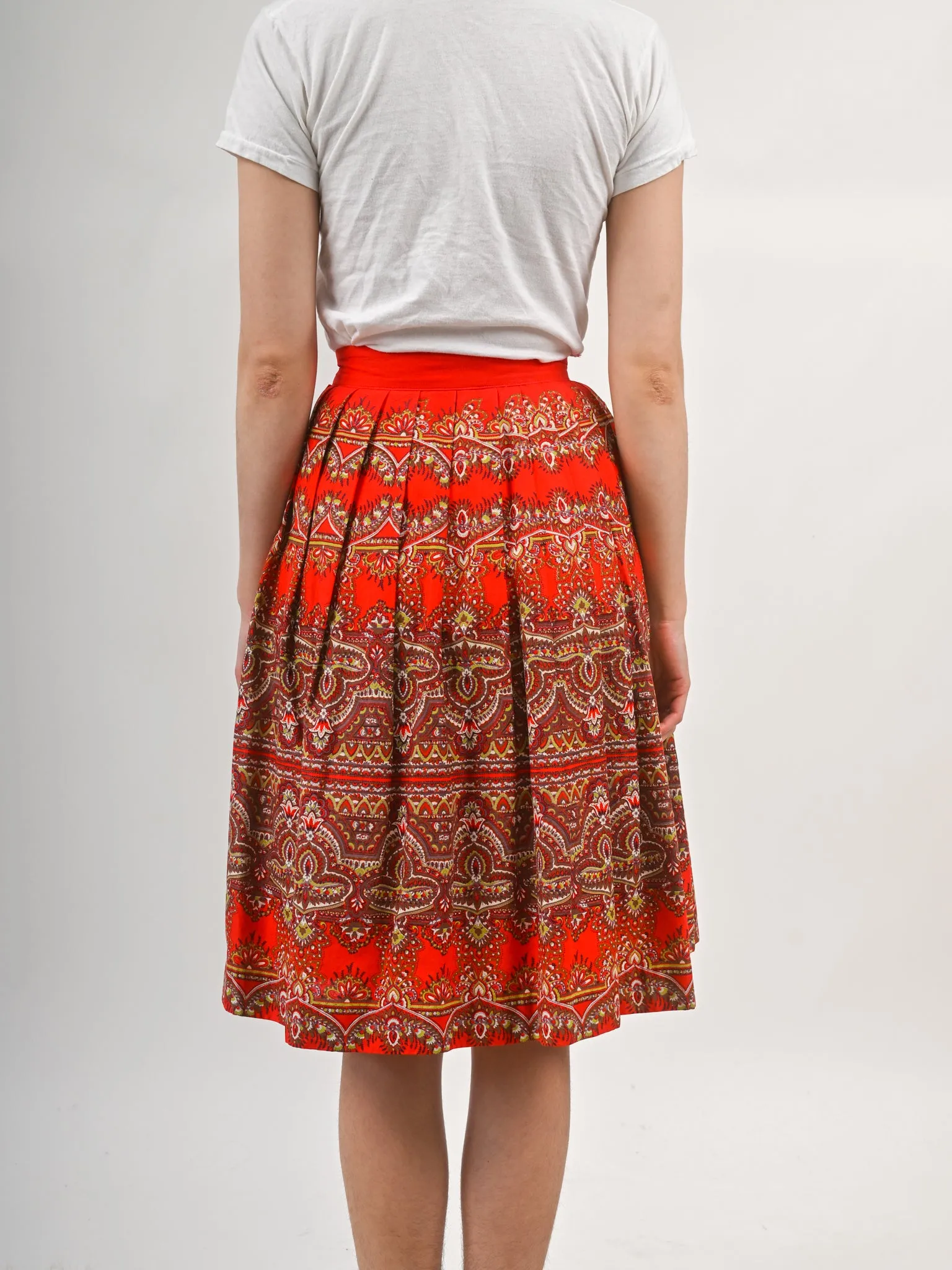 1950s Bright Red and Green Paisley Print Circle Skirt