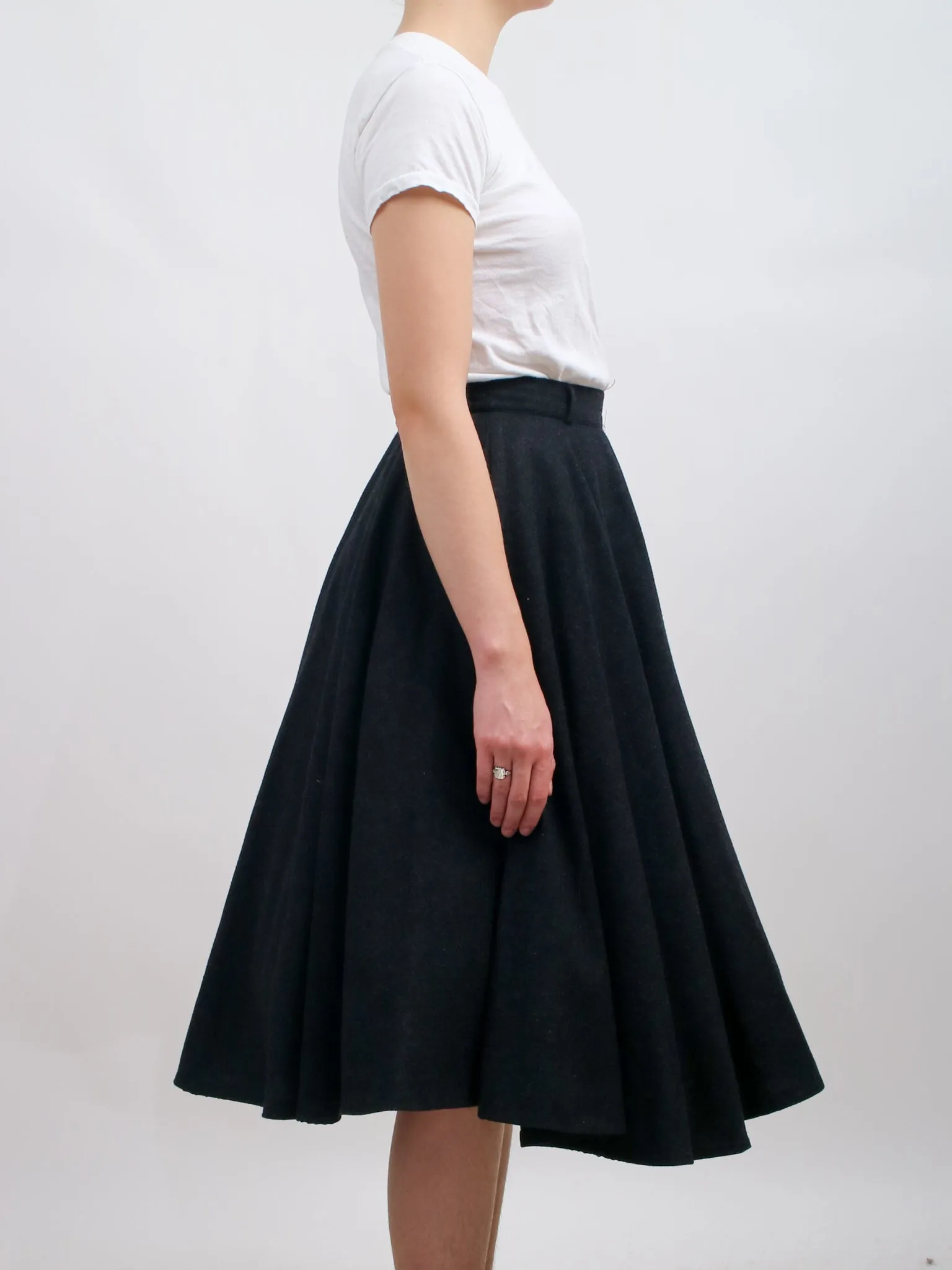 1950s Charcoal Gray Flecked Circle Skirt