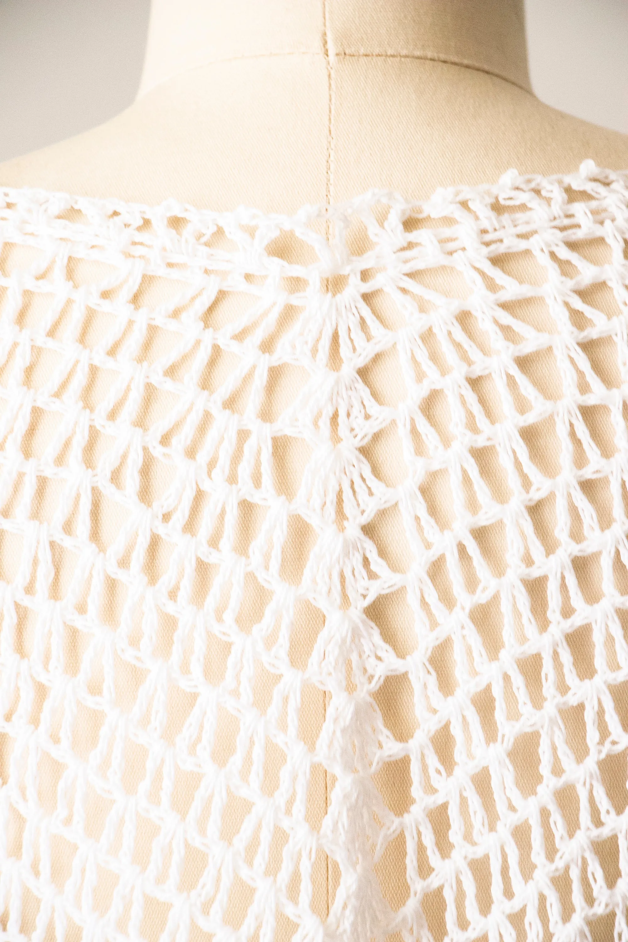 1990s Poncho White Cotton Granny Crochet Top