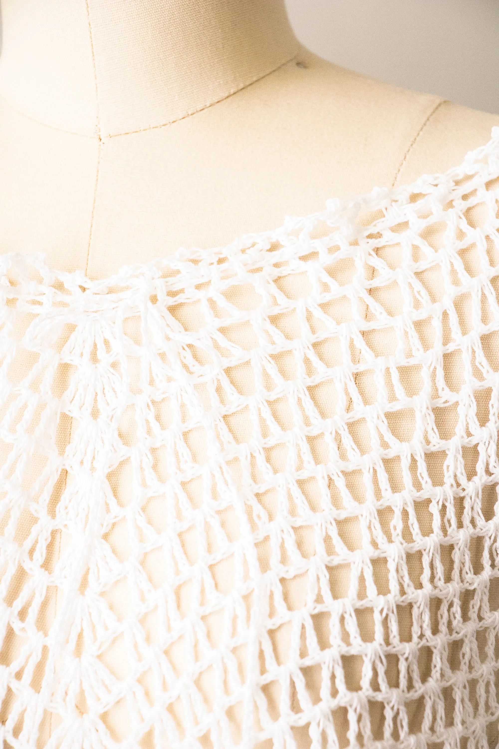 1990s Poncho White Cotton Granny Crochet Top