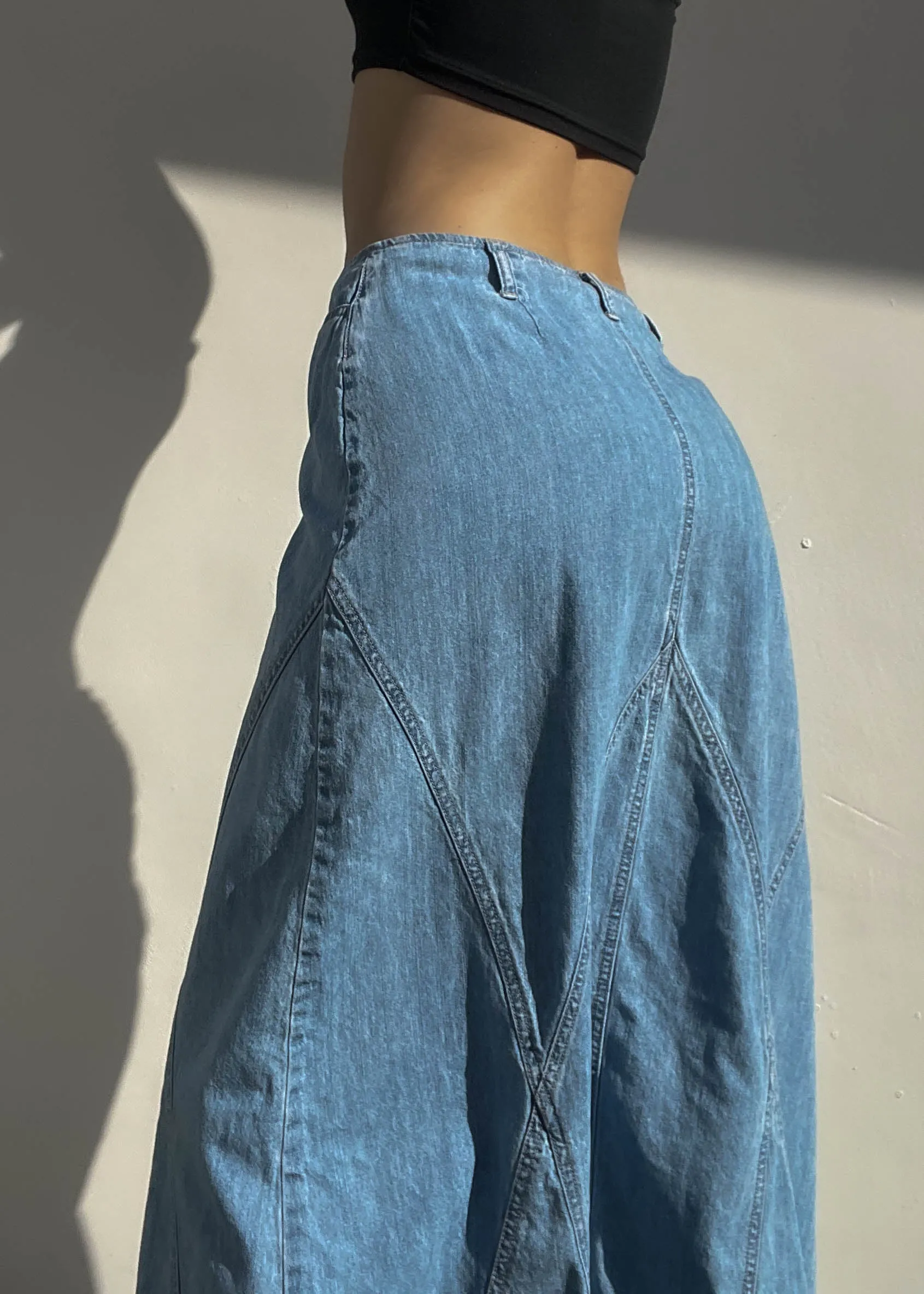 90’s Blue Denim Maxi Skirt (S/M)