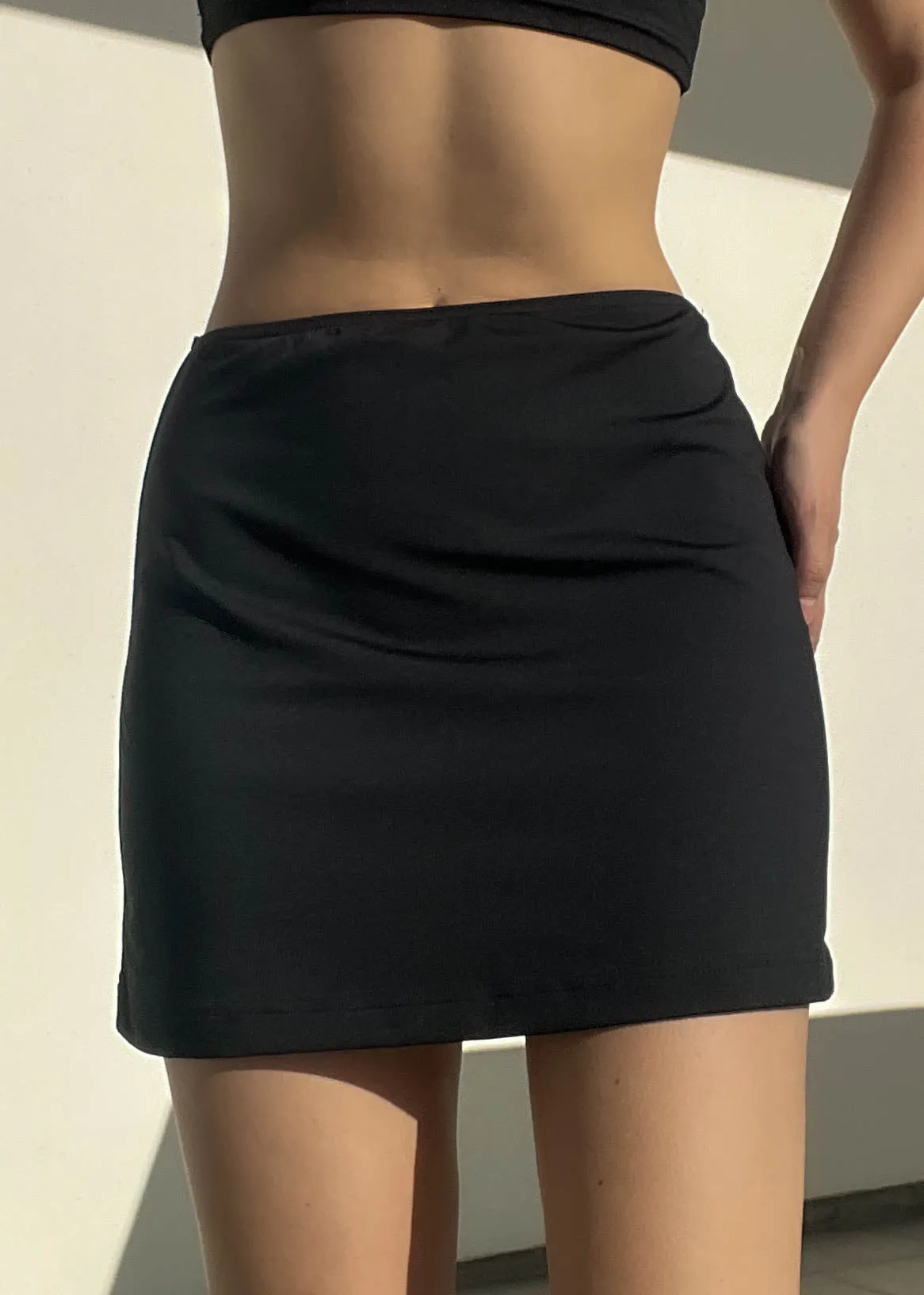 90’s Classic Black Mini Skirt (S)