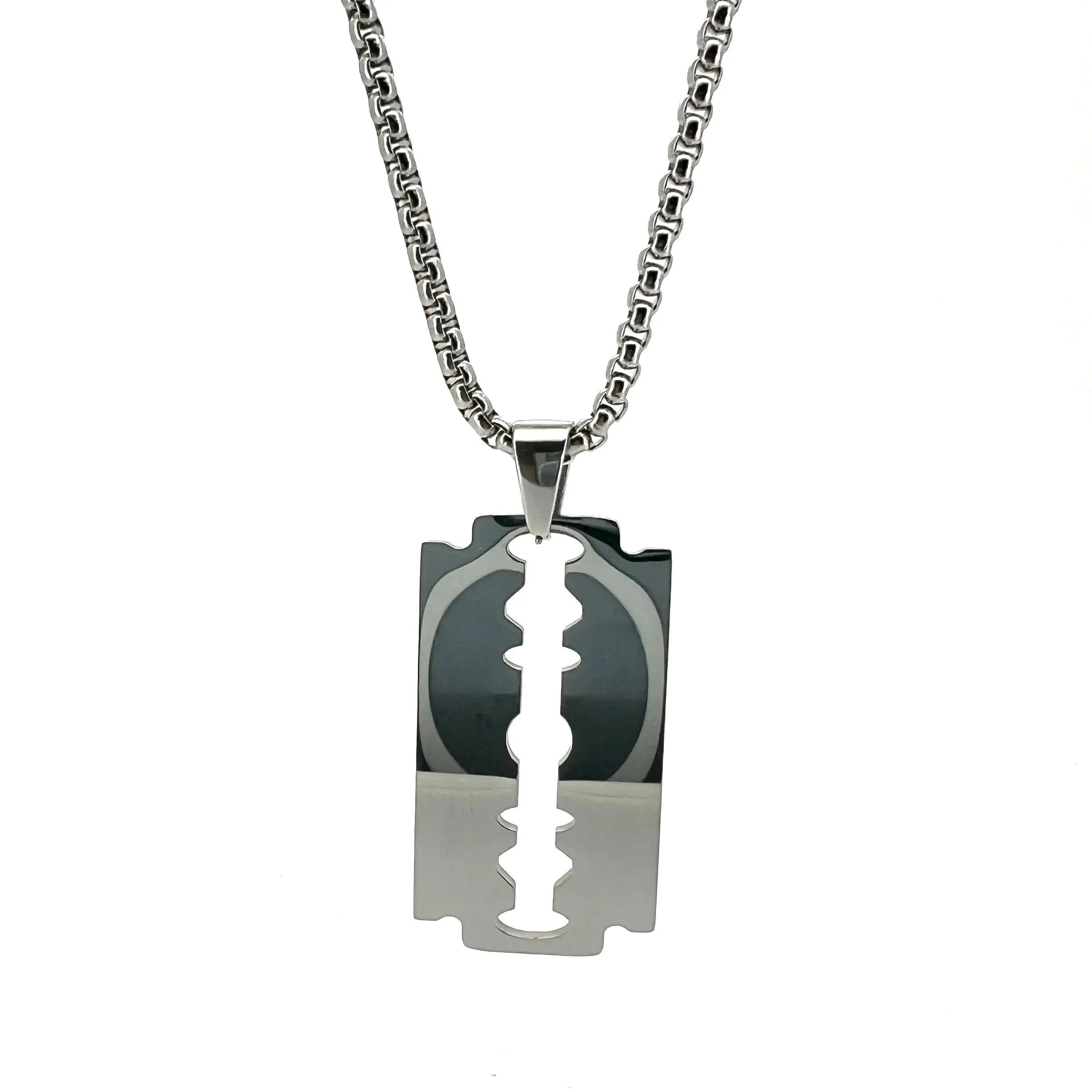 Fernán Stainless Steel Chain Necklace with Razor Blade Pendant