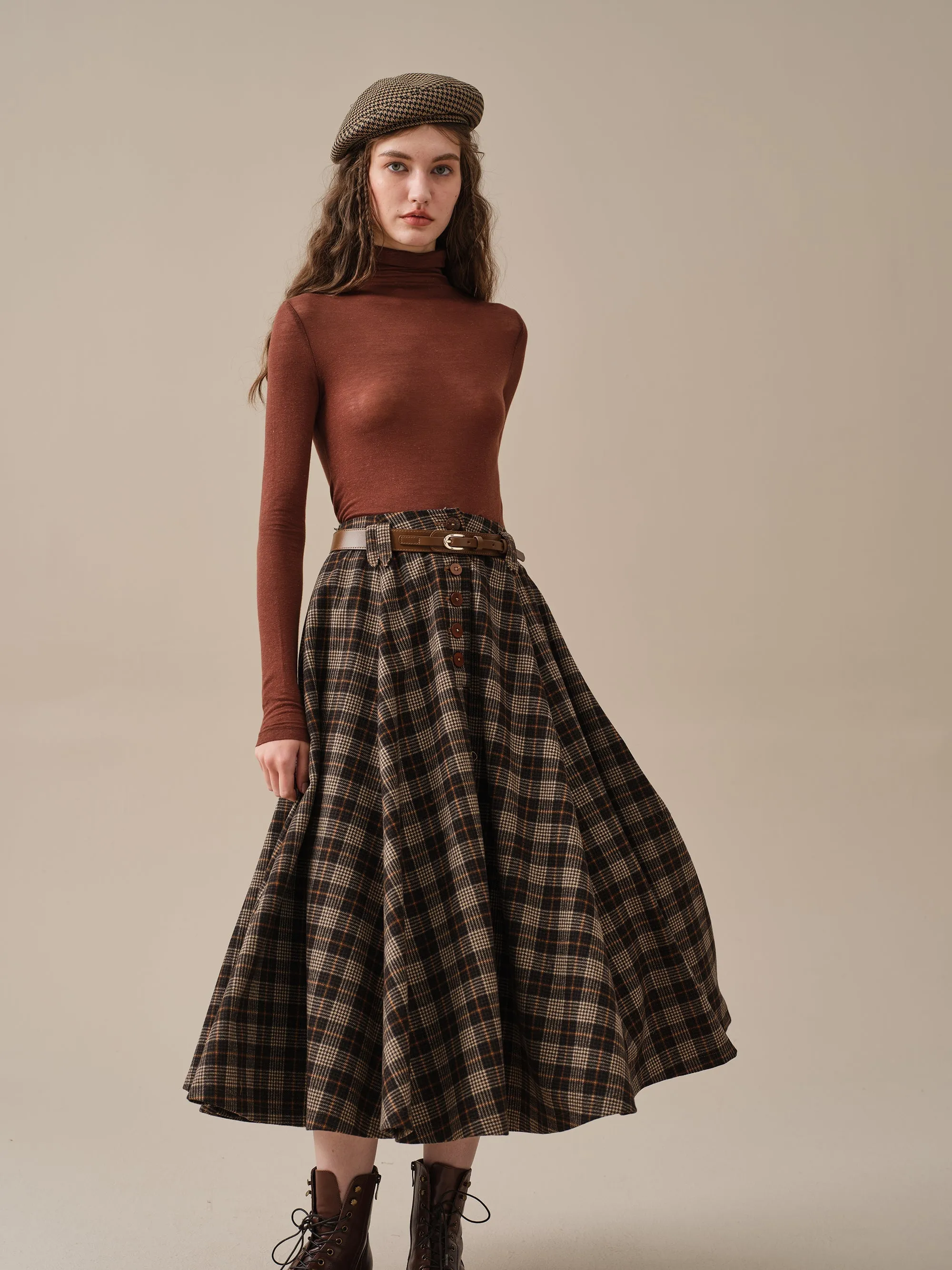 Norma 16 | Front buttoned wool skirt