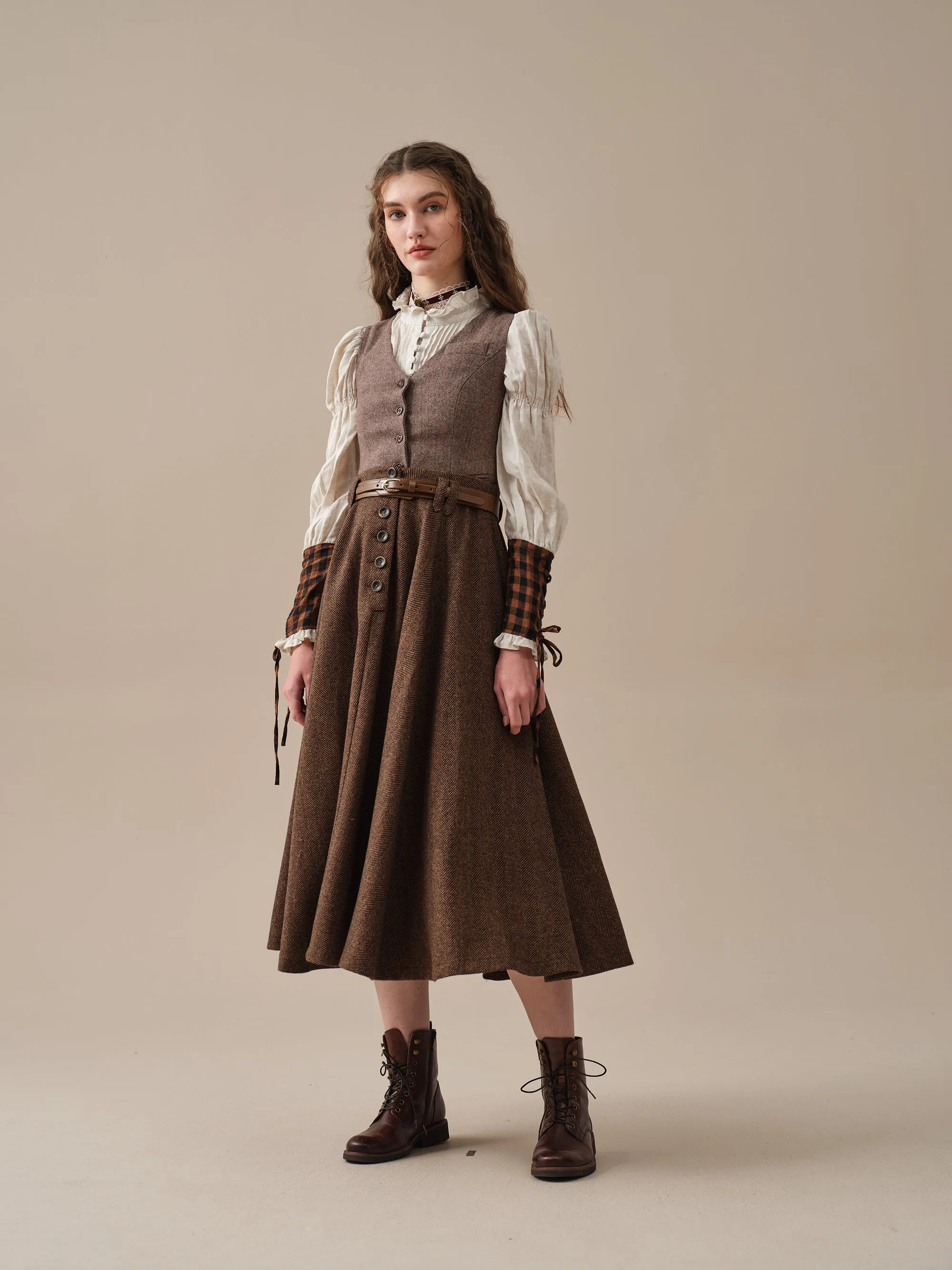 Norma 16 | Front buttoned wool skirt