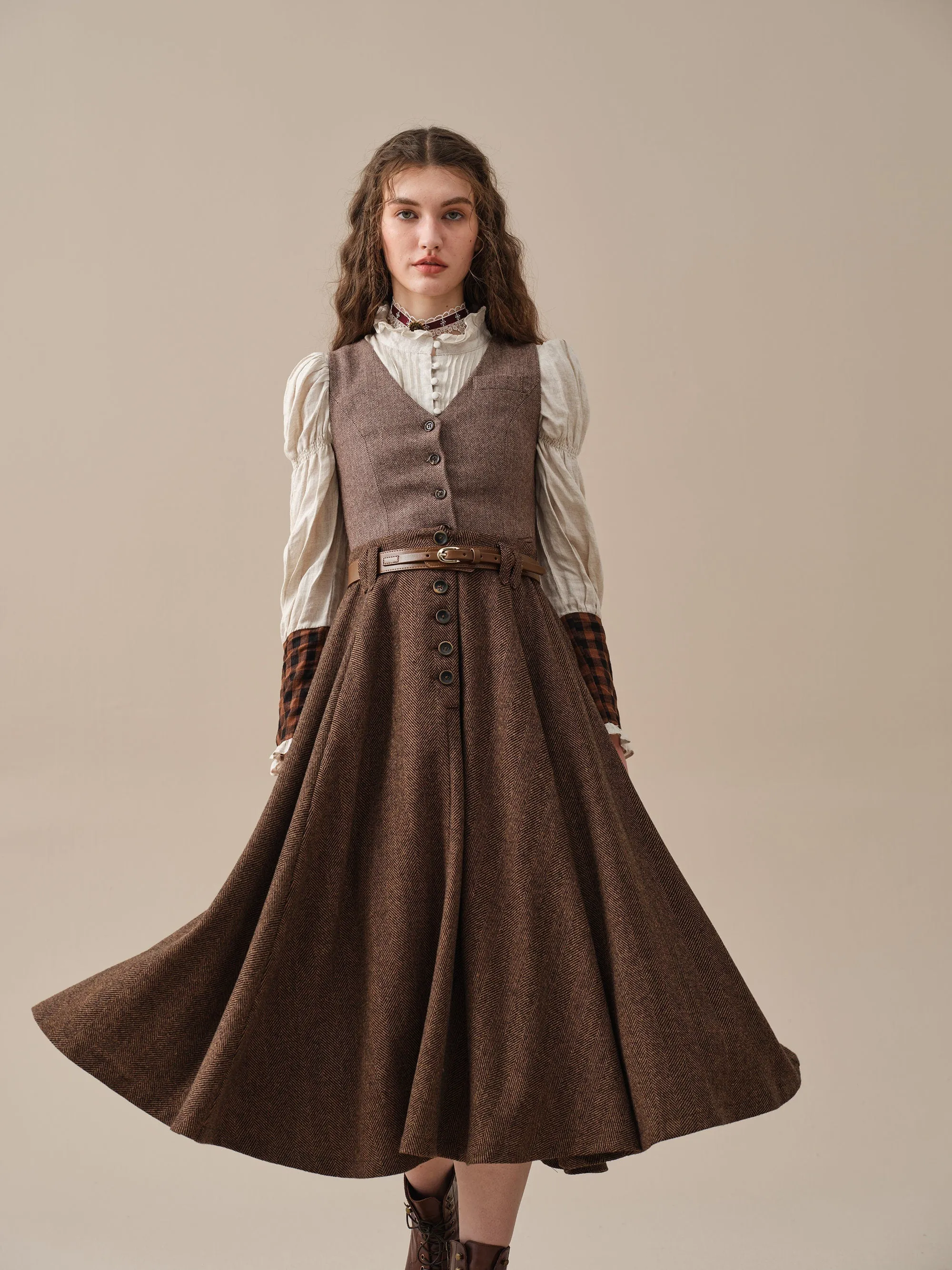 Norma 16 | Front buttoned wool skirt