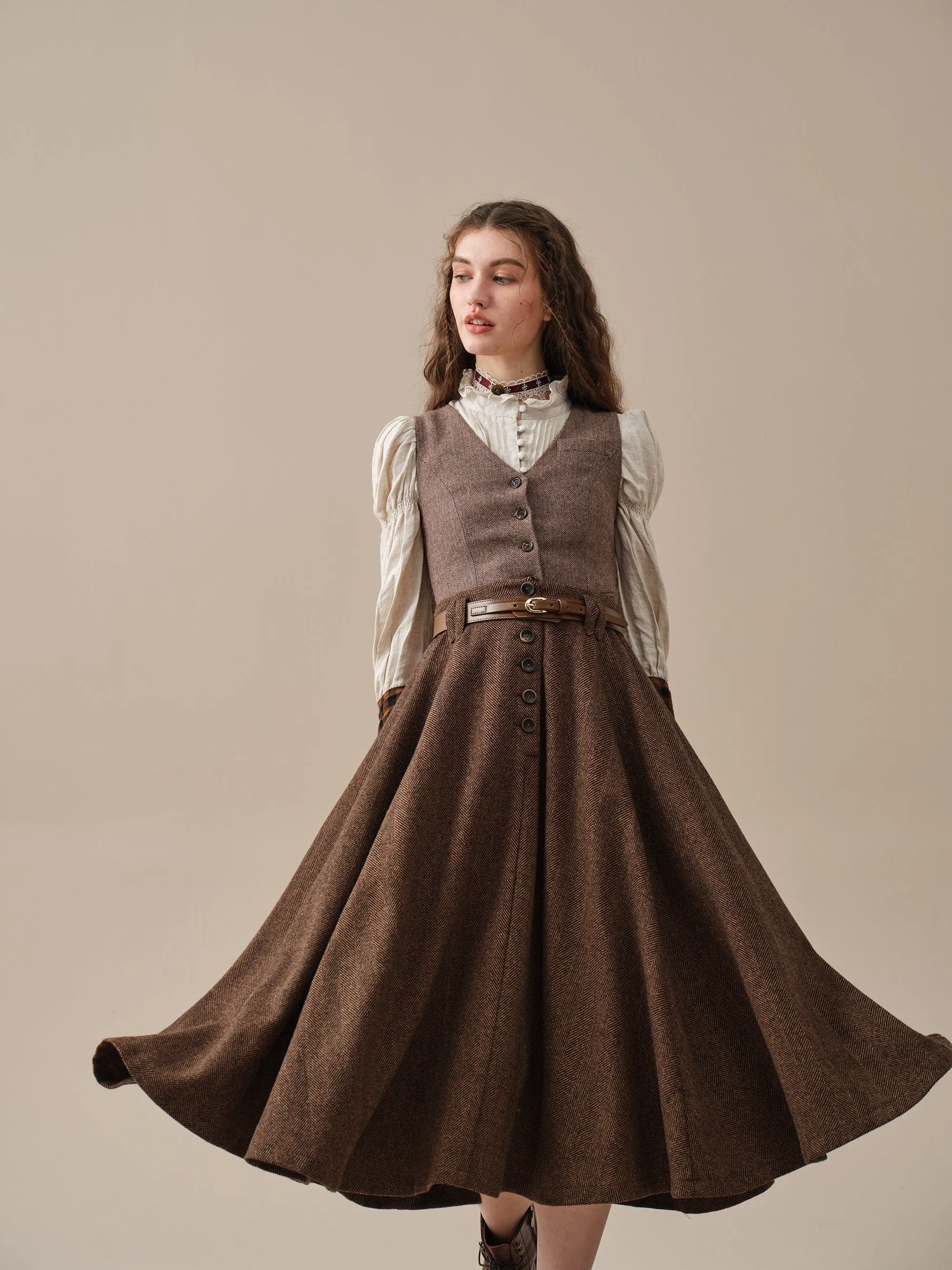 Norma 16 | Front buttoned wool skirt