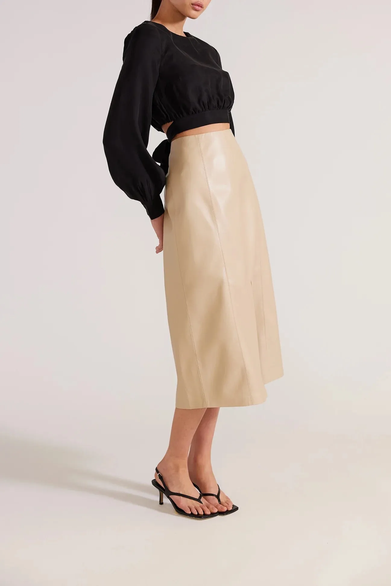 Staple the Label Oslo Midi Skirt